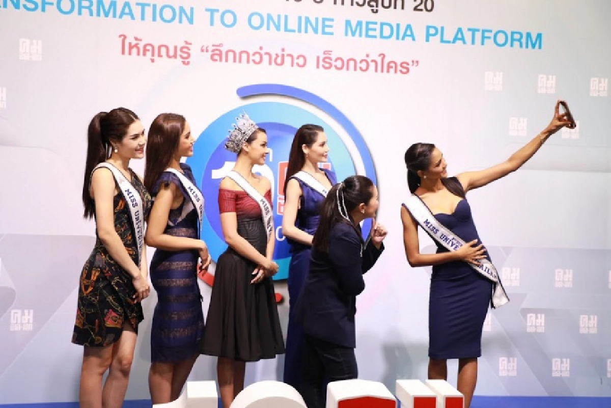 ประมวลภาพงานครบรอบ 19 ปีคมชัดลึก ศิลปินดาราตบเท้าร่วมอวยพร