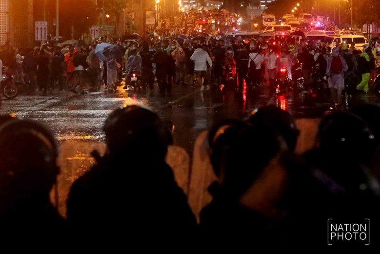 แถลงการณ์ฉบับล่าสุด "คณะราษฎร" นัดชุมนุมวันนี้ 4 โมงเย็น