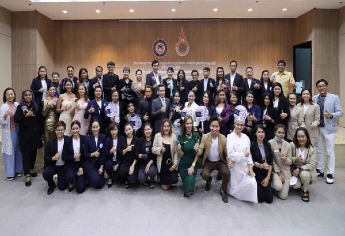   พิษวิกฤติป่วนคนตกงานพุ่ง เร่งยกระดับมาตรฐานวิชาชีพช่างเสริมสวยขึ้นแท่นมือโปร