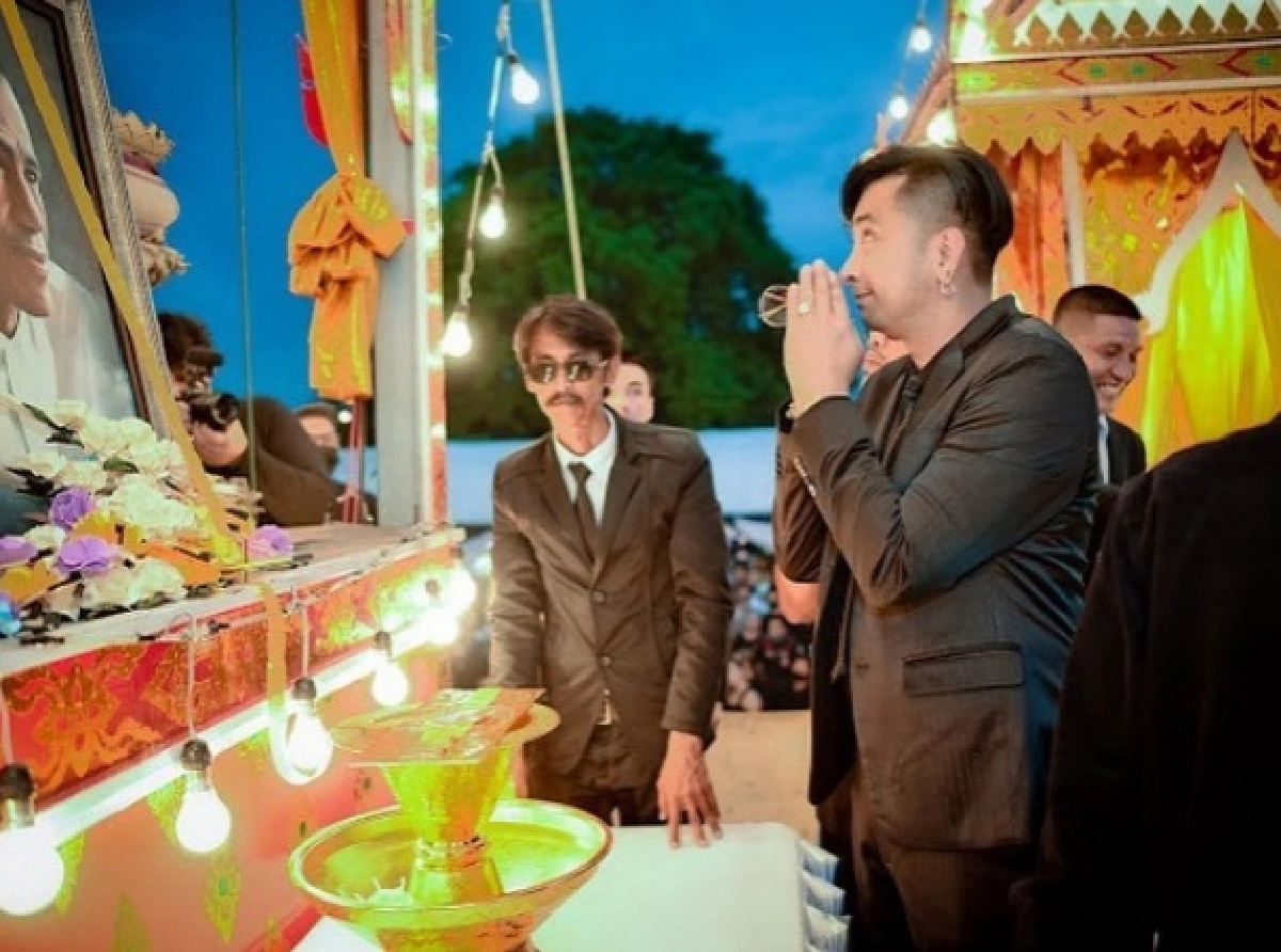 "บอล เชิญยิ้ม" โพสต์คิดถึง "โรเบิร์ต" ครบ 1 เดือนที่พี่จากไป ไม่คิดจะมาหากันบ้างเหรอ