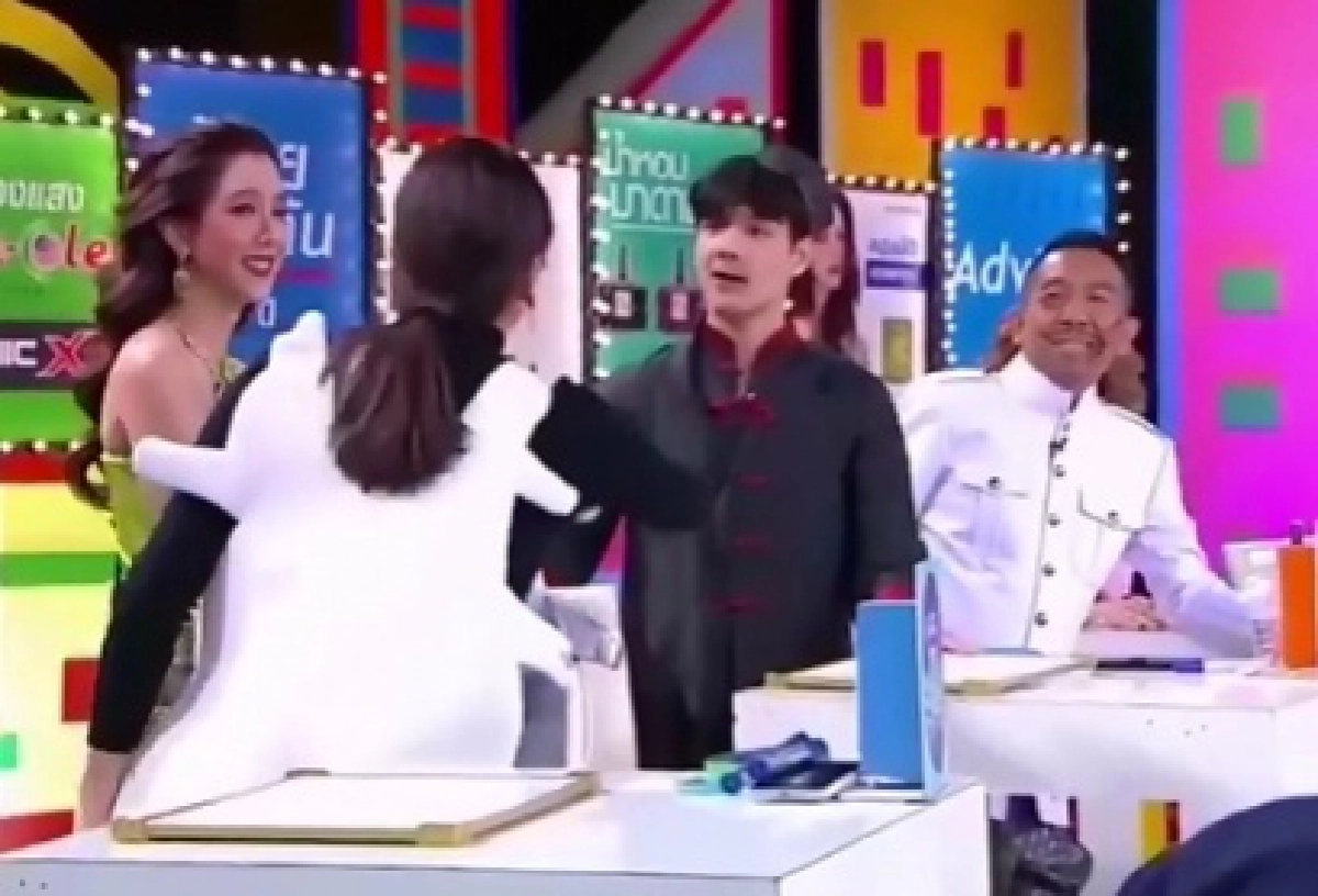 "นิกกี้" ยังไม่จบง่าย ปะทะคารม "ใบเฟิร์น" ประกาศลั่นกลางรายการ จะเลิกคุยกับคนที่คุณคุยอยู่ไหม