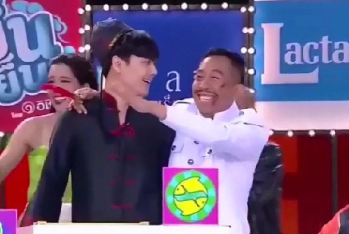 "นิกกี้" ยังไม่จบง่าย ปะทะคารม "ใบเฟิร์น" ประกาศลั่นกลางรายการ จะเลิกคุยกับคนที่คุณคุยอยู่ไหม
