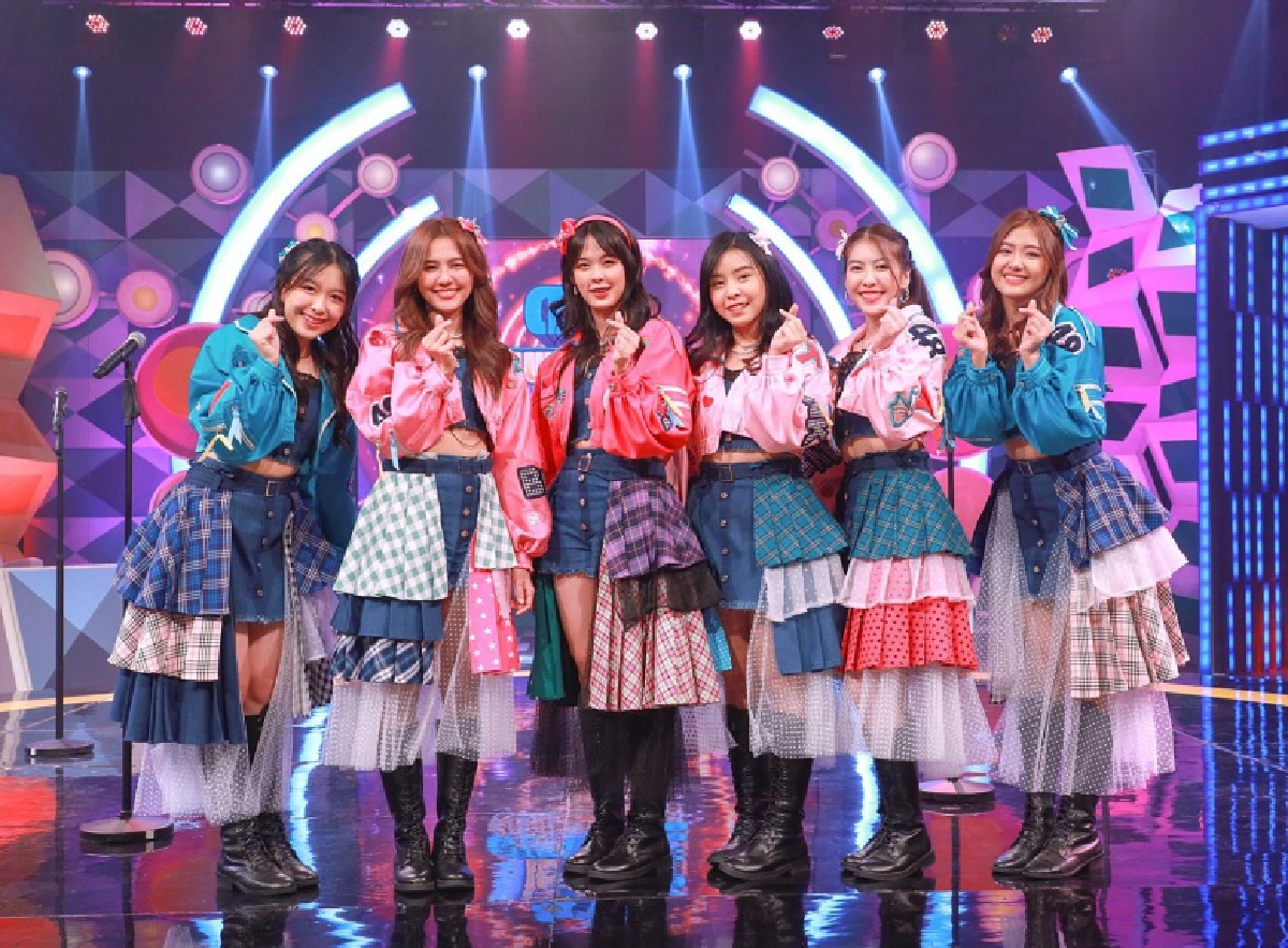 "6 สาว BNK48" โชว์เสียงร้องจัดเต็ม ท้าดวลกันเอง เพลง "คุกกี้เสี่ยงทาย"