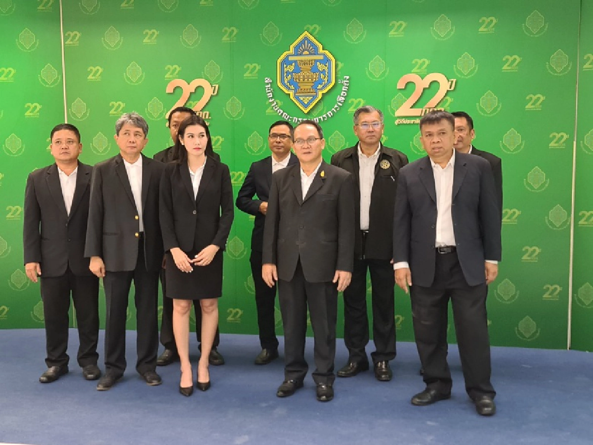 "พรรคพลัง" ยื่น กกต.จดตั้งพรรคอย่างเป็นทางการแล้ว