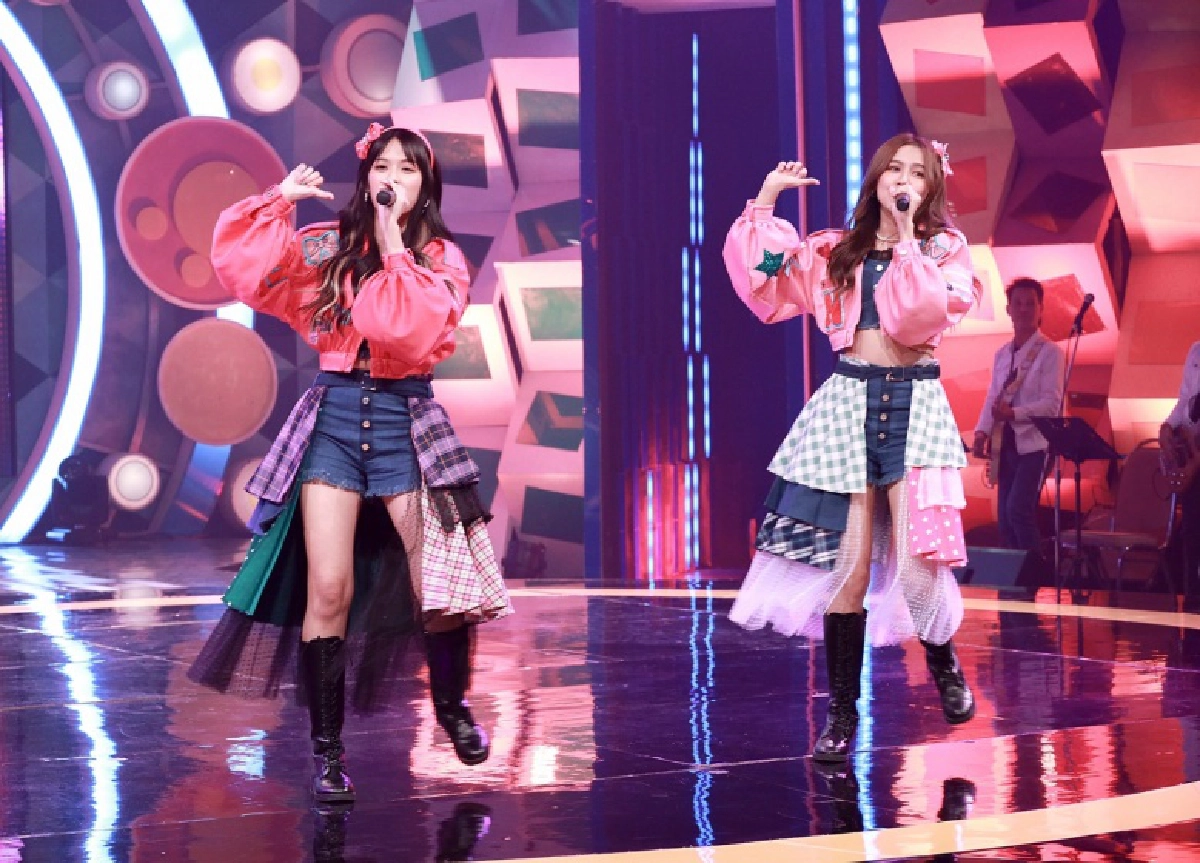 "6 สาว BNK48" โชว์เสียงร้องจัดเต็ม ท้าดวลกันเอง เพลง "คุกกี้เสี่ยงทาย"
