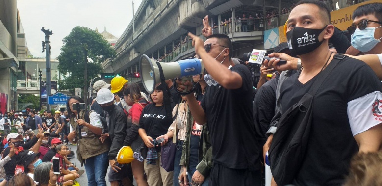 "ไผ่ ดาวดิน" โผล่ม็อบ 25 ตุลาคม พร้อมเผยเวลา 17.00 น. จะไม่ยุติชุมนุม (คลิป)