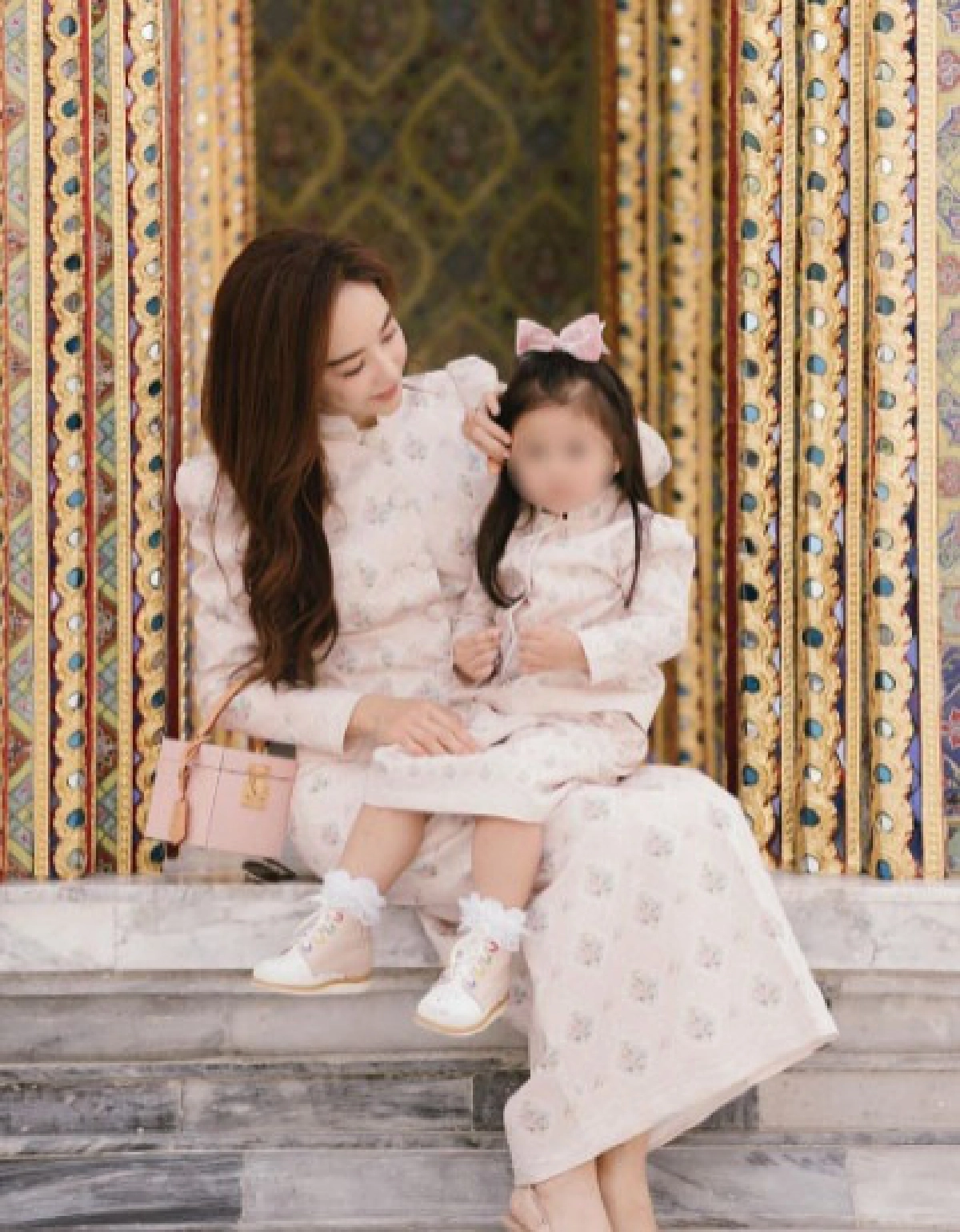 "เป้ย ปานวาด" สุดห่วง "น้องปาลิน" หลังเพิ่งออกจาก รพ.หวังว่าจะไม่แอดมิทอีก