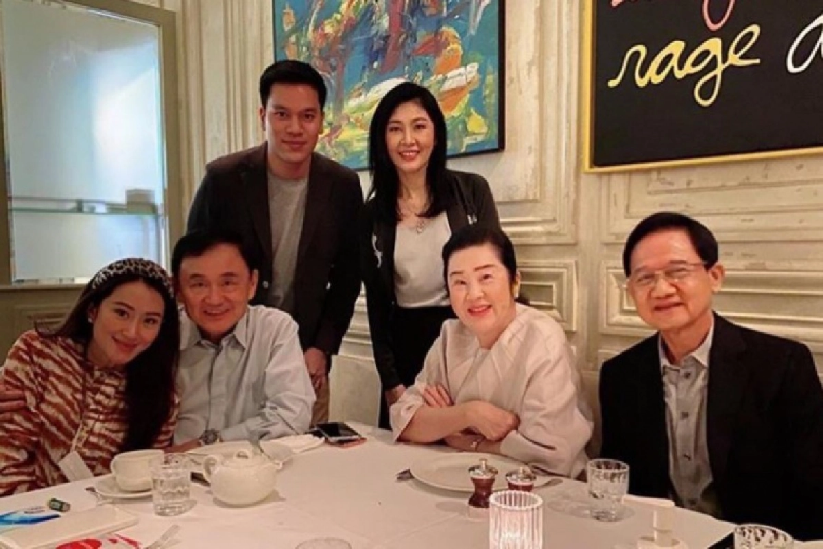 "แม้ว" มีสุข ม็อบปลุกตาสว่าง