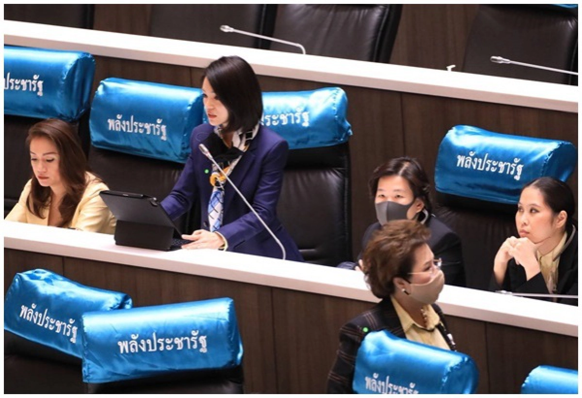 "มาดามเดียร์"แนะรัฐเร่งเปิดเวทีแลกเปลี่ยนกับคนรุ่นใหม่แบบทันสมัย