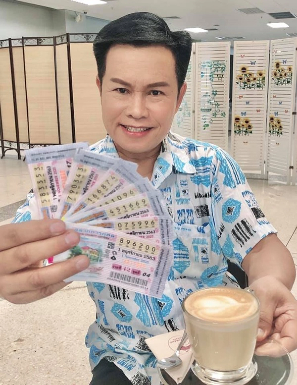 มนต์สิทธิ์ คำสร้อย, เลขเด็ด