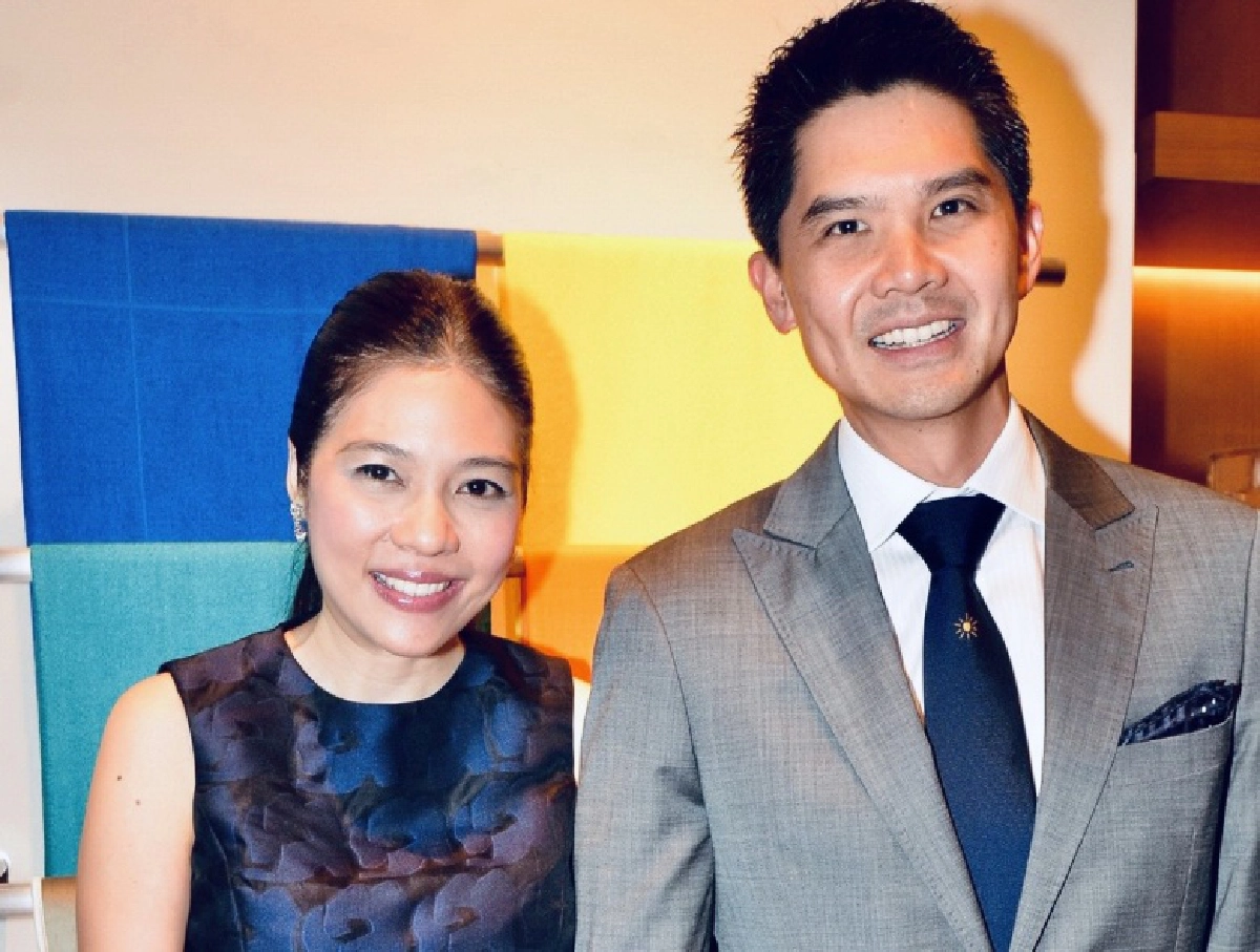 ศาลรับฟ้อง "ณพ-พอฤทัย ณรงค์เดช"   ฐานร่วมกันโกงเจ้าหนี้ -นัดสอบคำให้การ 26 ม.ค.64