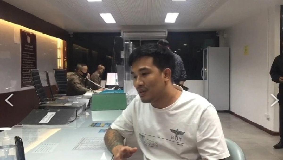 "สันธนะ"พา"เสี่ยโป้"และน้องชายย่องมอบตัวกลางดึก 