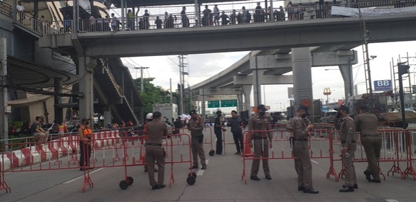 เครือข่ายคนรุ่นใหม่นนทบุรี