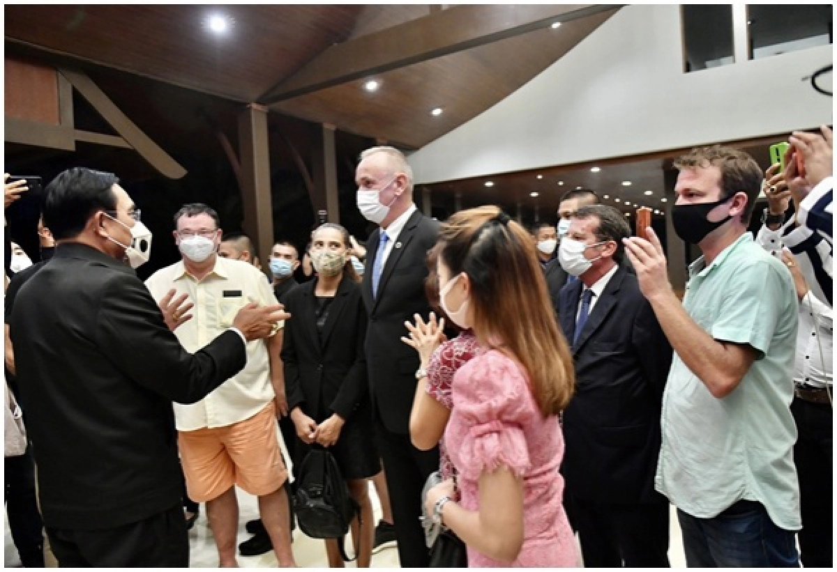นักธุรกิจต่างชาติ​ ขอบคุณนายกฯ​แก้โควิดได้ยอดเยี่ยม ชมไทยเป็นบ้านหลังแรกที่รักและผูกพัน