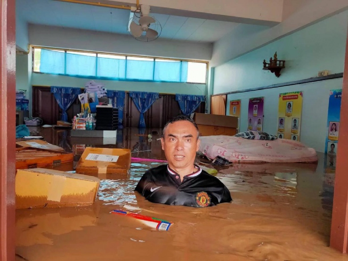 โรงเรียนบ้านทับลาน เจอน้ำท่วมหนัก อุปกรณ์การเรียนเด็กๆเสียหายเพียบ