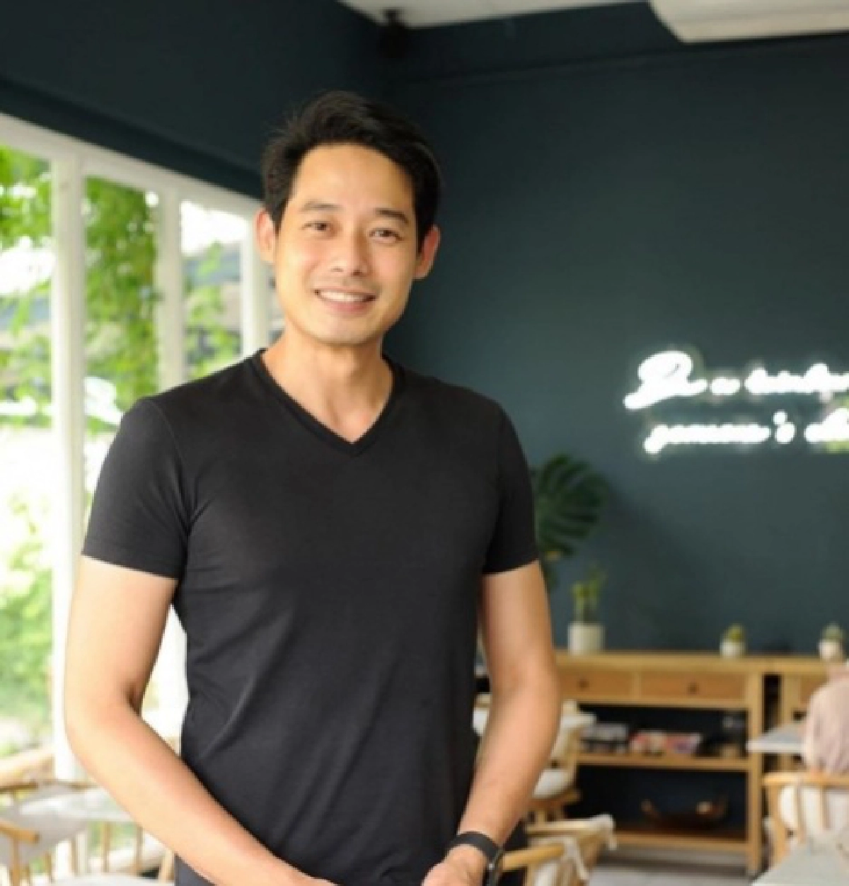 "เพชร กรุณพล" ลุ้นเลือกตั้งอเมริกา แซะไม่เหมือนเลือกตั้งแถวนี้ ไม่ต้องลุ้นให้เสียเวลา