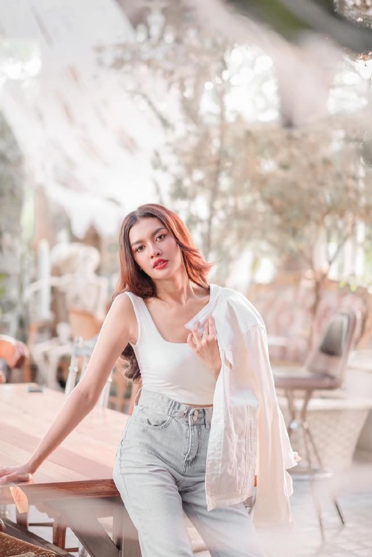 โล่เงิน, เปา กิ่งกาญจน์, เปา กิ่งกาญจน์ ส่องสว่าง