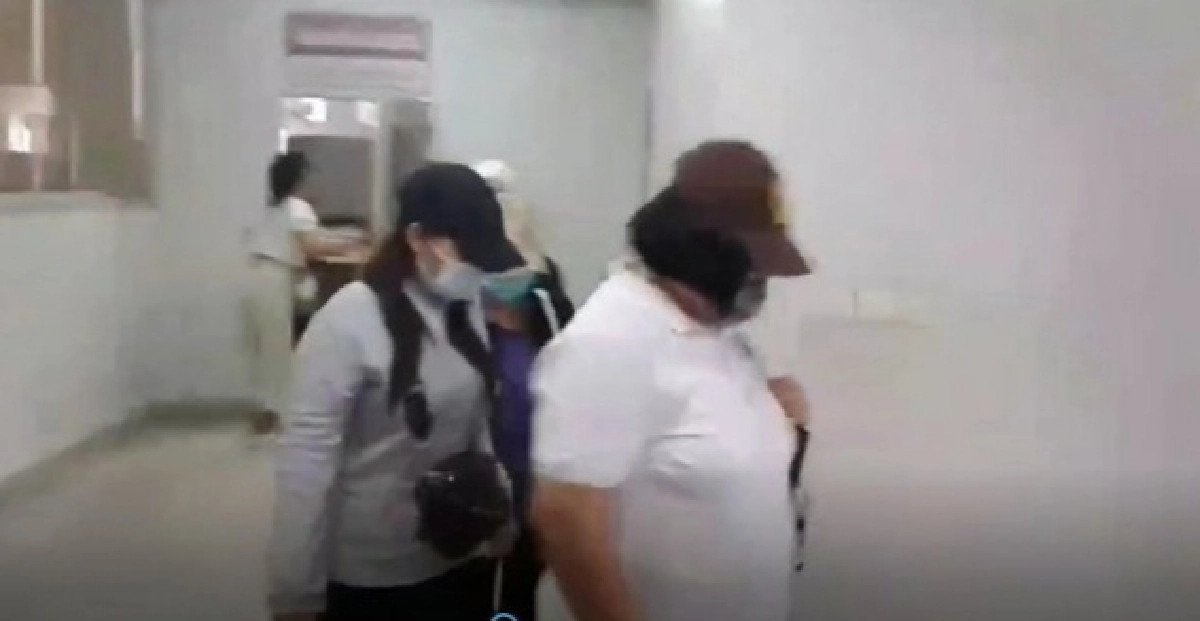 จำคุก เช่อแพรว อดีตครู รร.สารสาสน์ ไม่รอลงอาญา ปมเอาถุงดำคลุมเด็ก