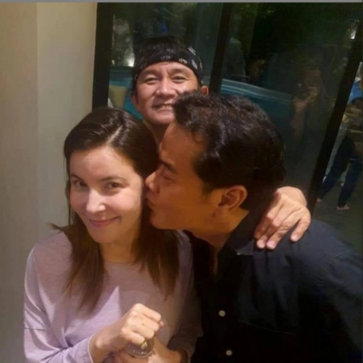 "เป๊ก สัญชัย" โพสต์ภาพคู่ธัญญ่า กำลังง้อเมีย พร้อมเขียน แฮชแท็กชัดเจน