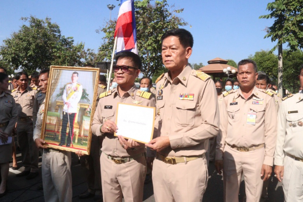 หยุดล่วงเกิน ชมรมกำนัน-ผู้ใหญ่บ้านพิจิตร กว่า 2 พันคน รวมพลังปกป้องสถาบัน