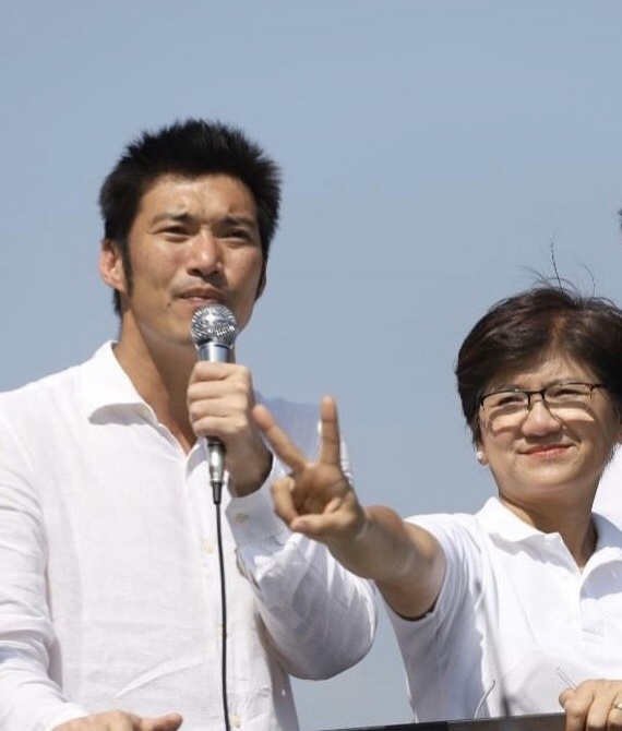 ทางวิบาก'ธนาธร' ลุย อบจ.ทั้งรักทั้งชัง 