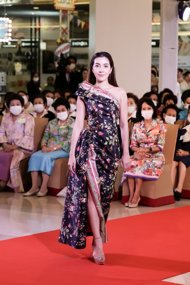 สานสายใยเพื่อผลิตภัณฑ์สายใจไทย 