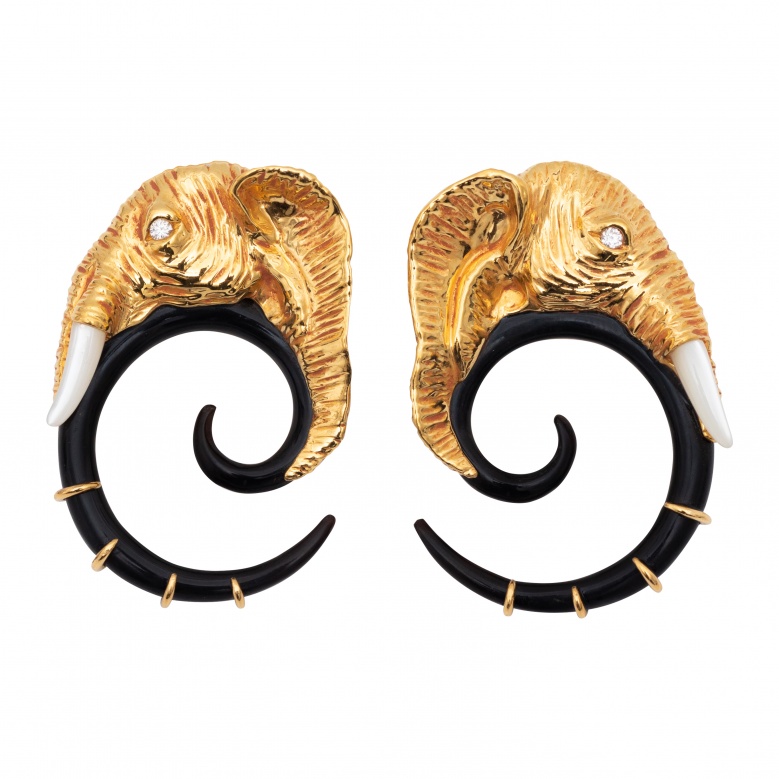 ส่งต่อความรัก ความหวังดี ผ่านของขวัญแฮนด์เมดดีไซน์เก๋ 