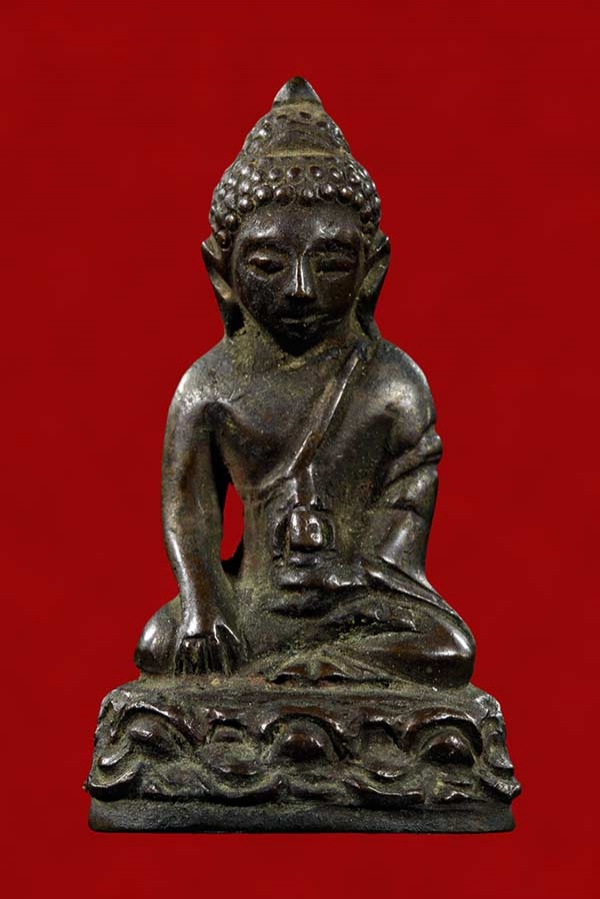 พระกริ่งของนายกฯตลกหลวง "นายควง อภัยวงศ์" นายกรัฐมนตรีผู้ก่อตั้งพรรคประชาธิปัติย์