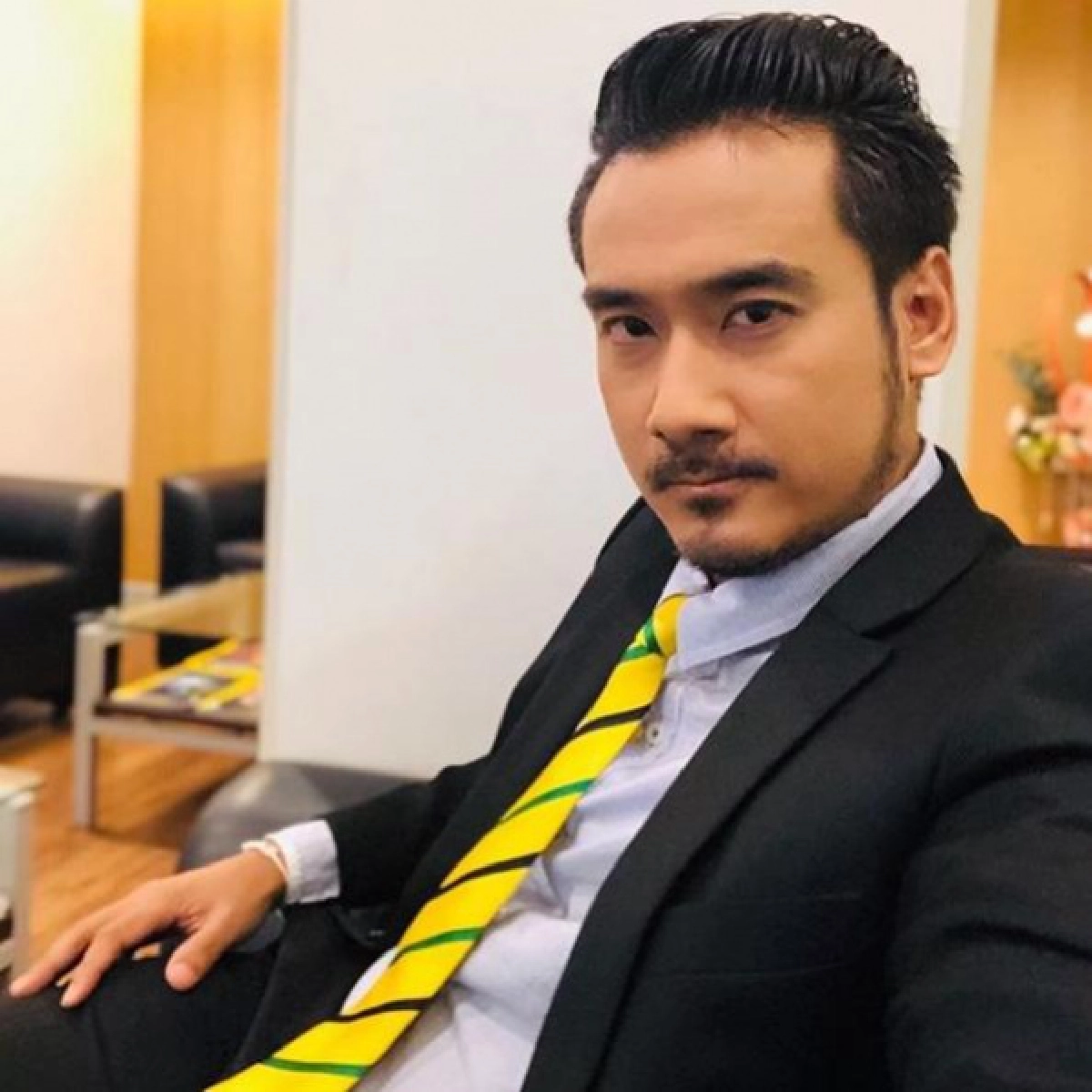 ทนายเจมส์, ทนายเดชา, น้องเก้า, ทนายดัง