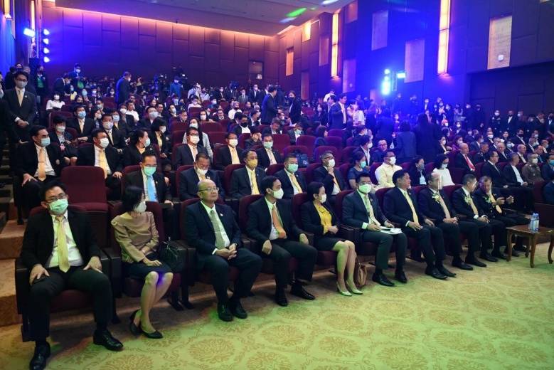 "จุรินทร์" นำ 3 ประสาน พาณิชย์-เกษตร-ทบ. ผนึกกำลังขับเคลื่อนนโยบาย"เกษตรผลิตพาณิชย์ตลาด"