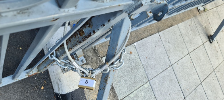 ตำรวจตรึงกำลังทำเนียบฯรับมือม็อบไล่รัฐบาล