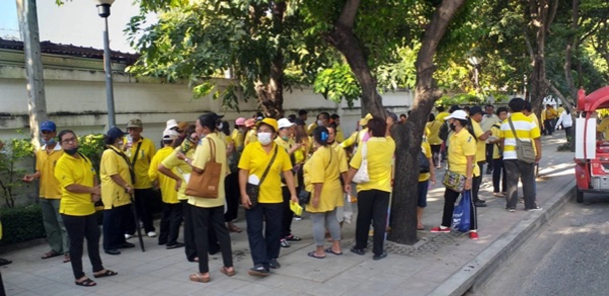 ประมวลภาพคลิปบรรยากาศการชุมนุมที่รัฐสภา จับตาการพิจารณารับร่างแก้ไขเพิ่มเติมรัฐธรรมนูญ