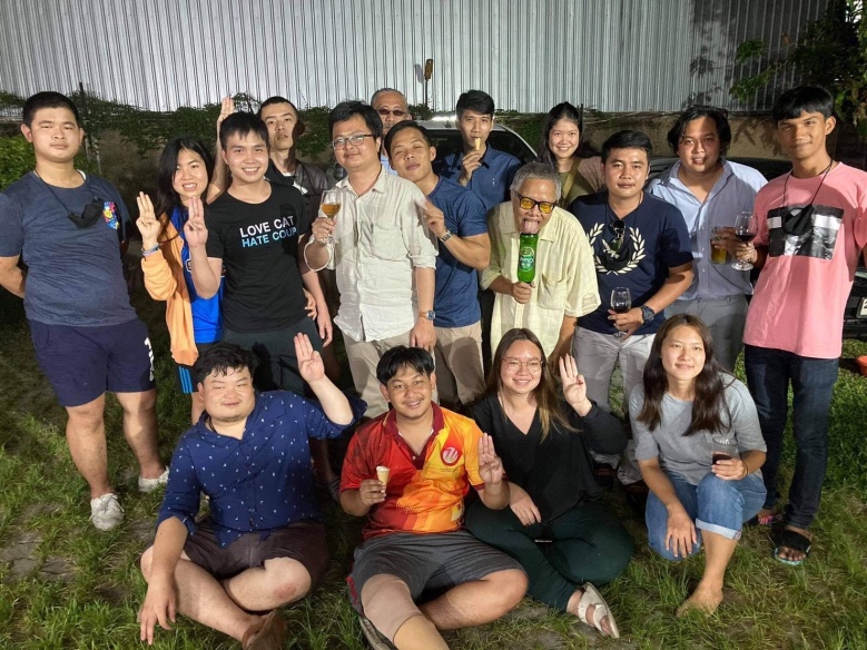 ยกสุดท้าย กลยุทธ์ "อานนท์" ยกเพดานสันติวิธี