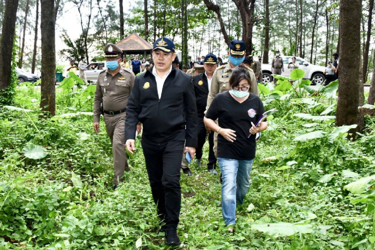 ร้อยเอกธรรมนัส รมช.เกษตรฯ ลงพื้นที่แก้ปัญหาความเดือดร้อนประชาชน  3 จังหวัดใต้