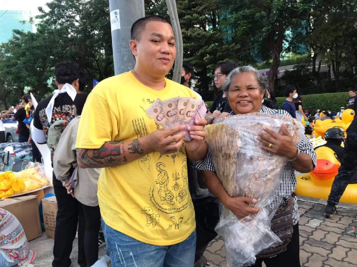 ฟันเฟืองเจ็บ เสียง "เฮียบุ๊ง" ปริศนาการ์ดสองหน้า