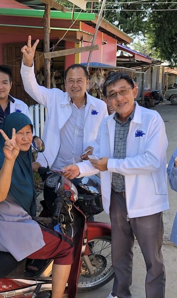 ศึกบางระจัน "สมชาย" มาแล้ว สนามเล็กคนใหญ่