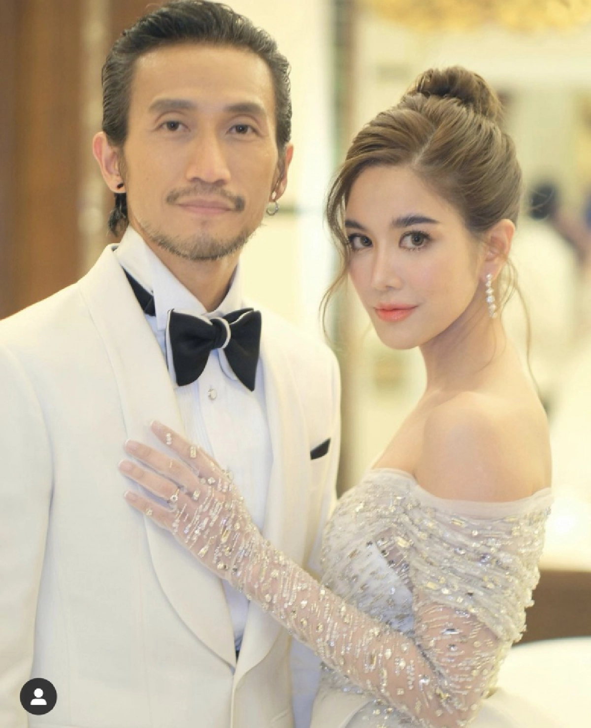 "ก้อย รัชวิน" ทำเซอร์ไพรส์ ให้ของขวัญ "ตูน" วันสุดท้ายที่จะเป็นแฟนกัน เล่นเอาตูนถึงกับตกใจมาก 