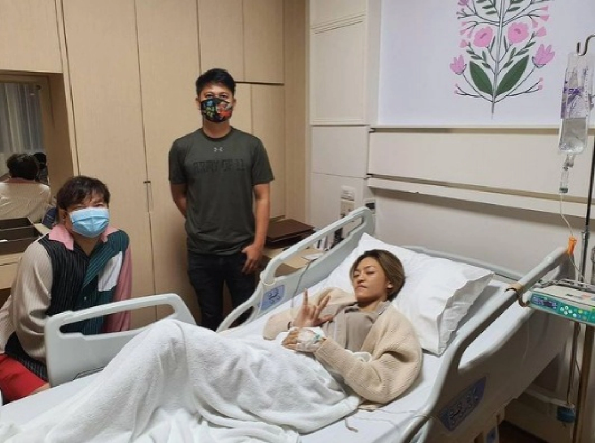 "แพท รัณนภันต์" นักร้องนำวง "เคลียร์" แอดมิทด่วน พักใช้เสียงอย่างน้อย 2 สัปดาห์ 