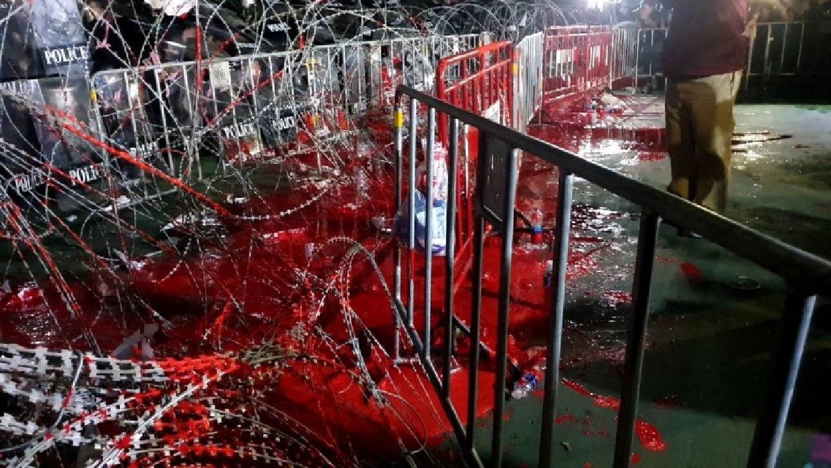  เร่งรวบรวมหลักฐานเอาผิดผู้ชุมนุมทำลายทรัพย์สินหน้าราบที่ 11 