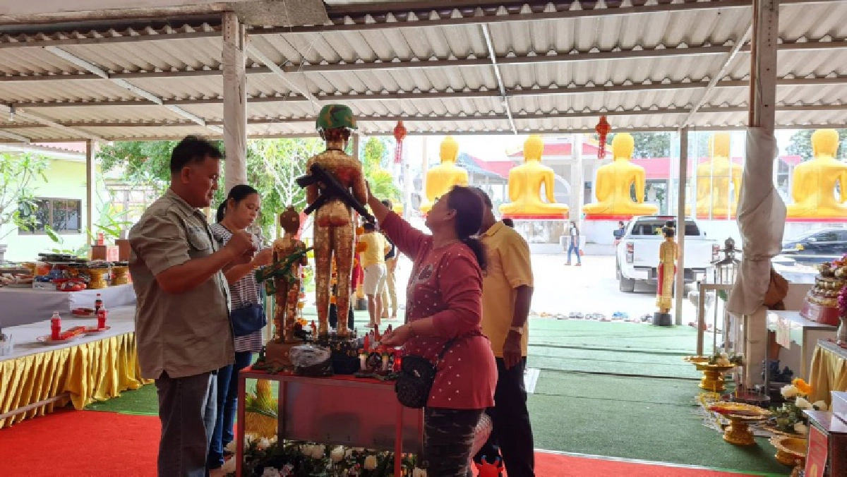 งวดที่แล้วได้โชค คนดวงเฮงแห่แก้บน "ไอ้ไข่" ที่วัดป่าพรหมยาน จ.ฉะเชิงเทรา