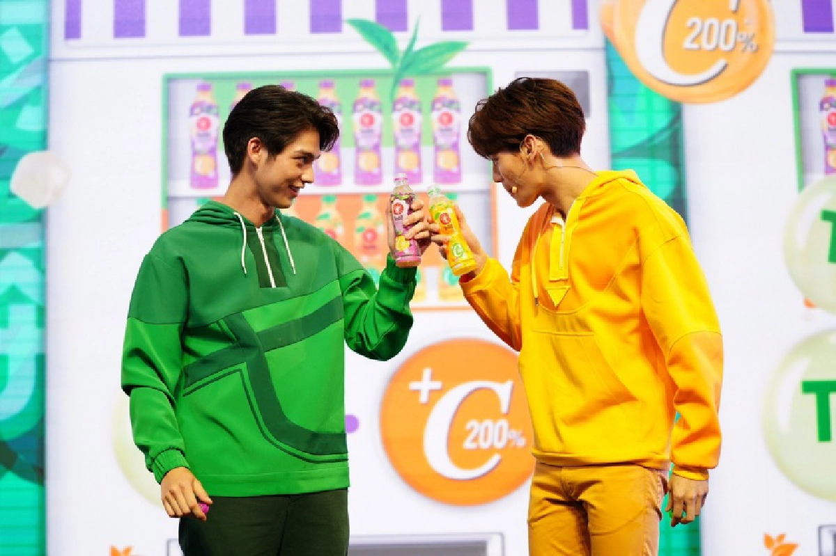 \"ไบร์ท-วิน\" เอาใจวัยทีนยุคนิวนอร์มัล เสิร์ฟ \"โออิชิ พลัส ซี\" เคี้ยวสนุก ได้ประโยชน์