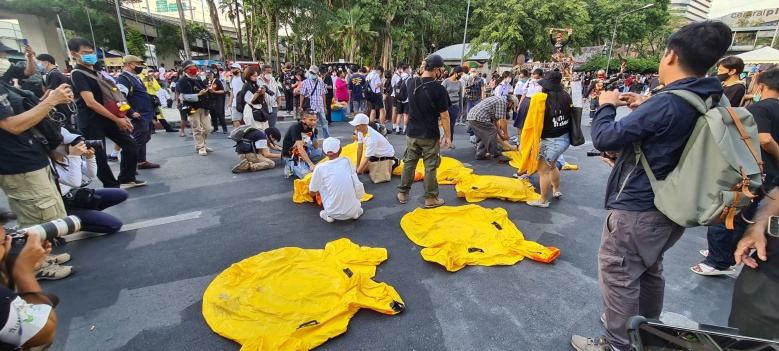 ราษฎร63​ จ่อยกระดับชุม​นุมหลัง​"นายกฯ" พ้นผิด