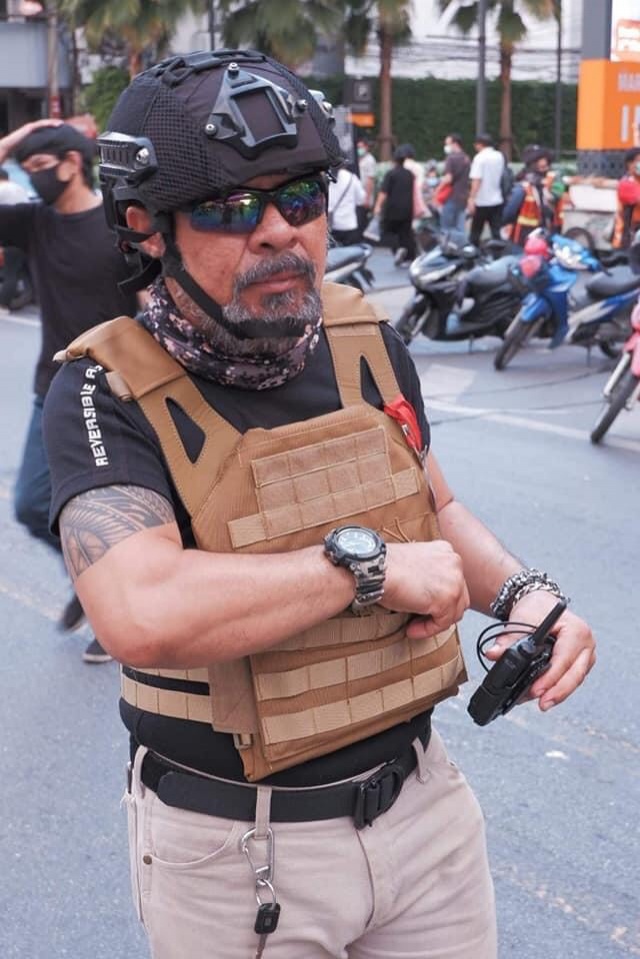 เปลือยใจ "การ์ดแดง" ใครแท้ใครเทียม