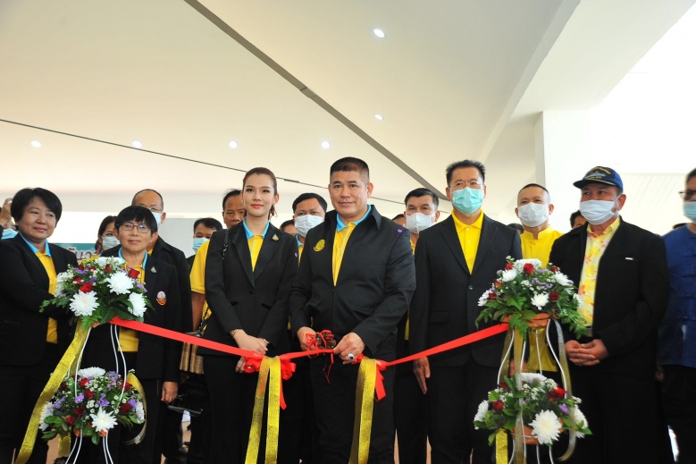 "ร.อ.ธรรมนัส" เปิดงานวันดินโลก ปี 2563 "Keep soil alive, protect soil biodiversity : รักษ์ปฐพี คืนชีวีที่หลากหลายให้ผืนดิน"