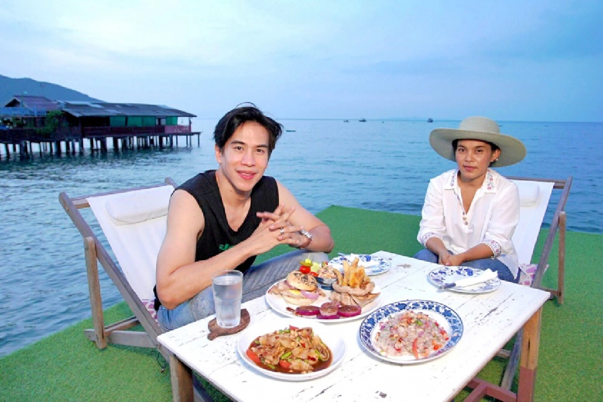 ปรับตัวก็อยู่ได้  "บอล-อัศนัย" พาเยือน "คาเฟ่กลางทะเล"