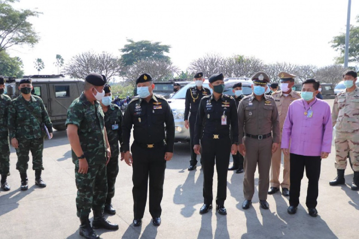 เสริมกำลังทหารชายแดนสกัดลอบเข้าไทย ผู้ว่าฯเชียงรายยันไม่ล็อคดาวน์หลังพบผู้ติดเชื้อ