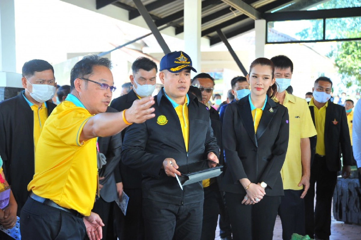 "ร.อ.ธรรมนัส" เปิดงานวันดินโลก ปี 2563 "Keep soil alive, protect soil biodiversity : รักษ์ปฐพี คืนชีวีที่หลากหลายให้ผืนดิน"