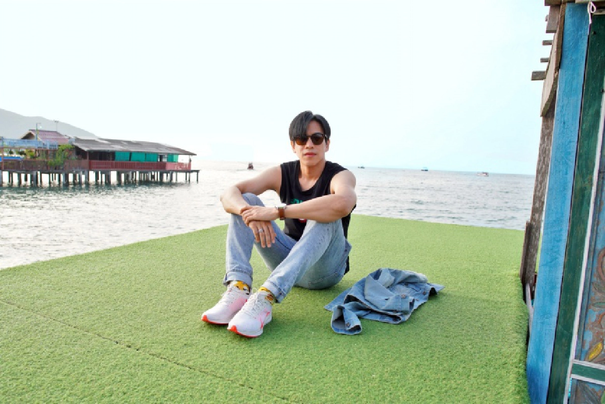 ปรับตัวก็อยู่ได้  "บอล-อัศนัย" พาเยือน "คาเฟ่กลางทะเล"