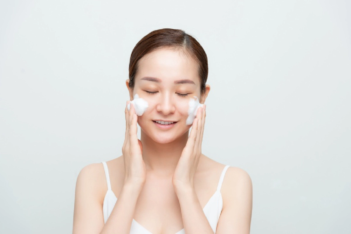 ว้าวๆๆหน้าใสไร้สิว ด้วยเทคนิคล้างหน้าถูกวิธี