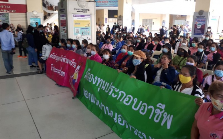 "รัฐมนตรีสุชาติ" รับ 12ข้อเรียกร้องแรงงานนอกระบบ ยันรัฐบาลจริงใจให้สวัสดิการเต็มที่